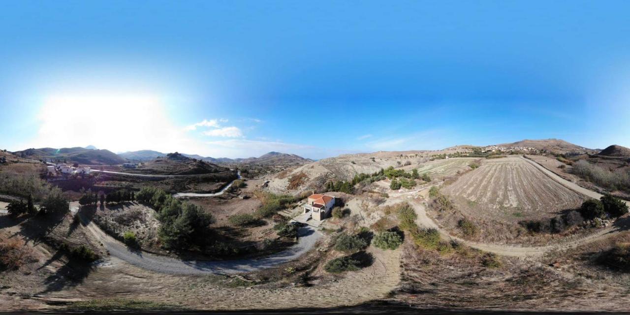 Stone House Of Panos Βίλα Kornos Εξωτερικό φωτογραφία